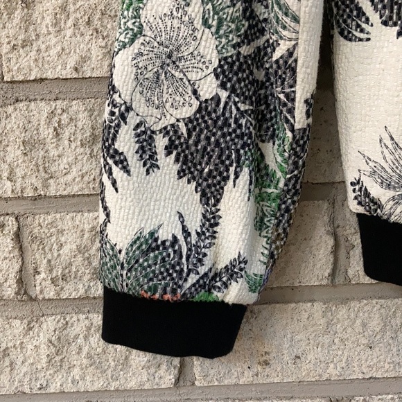 Zara Zip Up Jacket - Picture 6 of 6